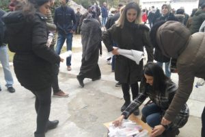 Bursa'da sınav kalemleri köylerde okuyan öğrenciler için toplandı