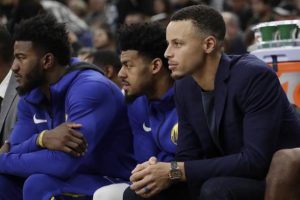 Curry izledi, Golden State kaybetti