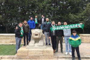 Bursaspor'dan Ata'sına ziyaret