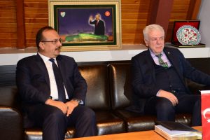 Vali Canbolat'tan Bursaspor'a ziyaret