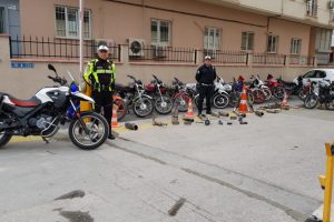 Bursa trafik şube abartı egzoza g&ouml;z a&ccedil;tırmıyor