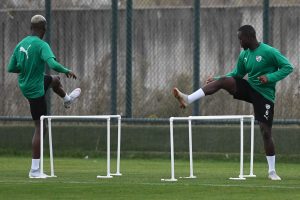 Bursaspor'dan Akhisar mesaisi