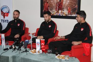 "Keşke biz Avrupa şampiyonu olmasaydık da..."