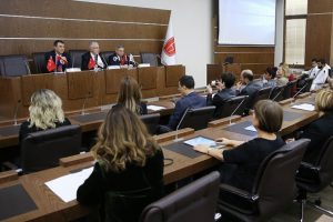 Başkentte 'T&uuml;t&uuml;ns&uuml;z &Uuml;niversite' i&ccedil;in adım atıldı