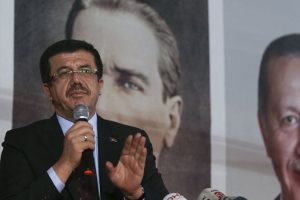 AK Parti'de İzmir i&ccedil;in konuşulan isimler arasında Zeybekci de var