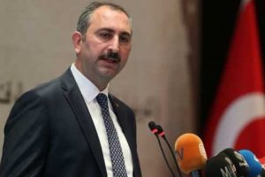 Adalet Bakanı G&uuml;l: Cezaevlerinde 260 bin 144 kişi bulunmaktadır