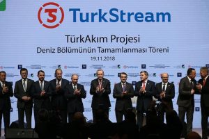 'T&uuml;rkAkım zirvesi' Rus gazetelerin manşetlerinde