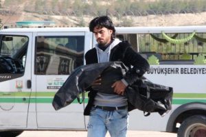 &Uuml;zerine sepet d&uuml;şen Suriyeli bebek can verdi
