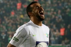 Akhisarspor'da Serginho sevinci