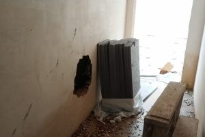 Bursa'da ofis duvarını delip bilgisayarları çaldılar