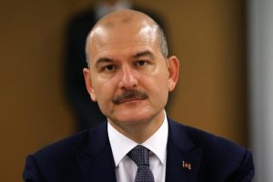 Bakan Soylu: 8 bin kişinin T&uuml;rkiye'ye girişi engellendi