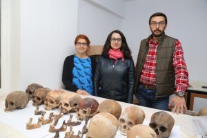 7 bin yıllık toplu mezar kalıntıları bulundu