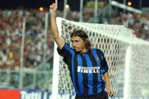 Hernan Crespo: "Emre Bel&ouml;zoğlu b&uuml;y&uuml;k bir fenomen"