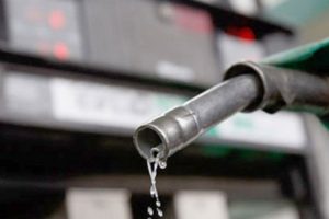 Benzinden sonra motorine de indirim geliyor