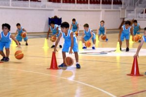 15 bin &ouml;ğrenciye &uuml;cretsiz kış spor okulu