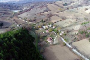 Bu mahallede kışın in cin top oynuyor