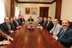 Bursa Valisi Canbolat: "Basınla iş birliği i&ccedil;inde &ccedil;alışacağız"
