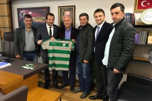 Teksas liderlerinden Meclis &ccedil;ıkarması