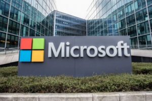 Yeni Windows 10 g&uuml;ncellemesi Intel'i bozdu!