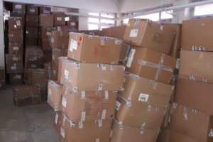 10 bin 565 &ouml;ğrenciye giysi yardımı yapıldı