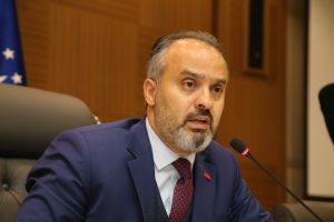 Bursa B&uuml;y&uuml;kşehir Belediye Başkanı Aktaş: "İspatlansın, &uuml;lkeyi terk ederim"
