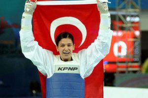 Nur Tatar Askari, Birleşik Arap Emirlikleri'nde finalde
