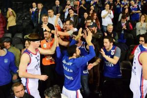 Avrupa'daki T&uuml;rk derbisi Anadolu Efes'in