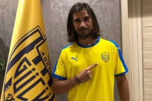 Tiago Pinto: "Kazanmak i&ccedil;in sahada olacağız"