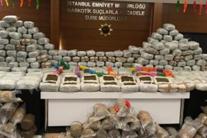 15 milyonluk operasyon! Her şey balon almalarıyla &ccedil;&ouml;z&uuml;ld&uuml;