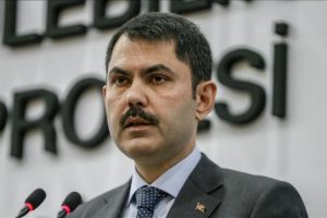 Bakan Kurum: "Bu b&ouml;lgedeki t&uuml;m belediyeleri alacağız"