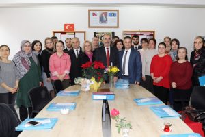 Bursa Mudanya Belediye Başkanı T&uuml;rkyılmaz, &Ouml;ğretmenler G&uuml;n&uuml;'n&uuml; kutladı