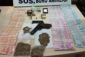 Bursa'da silah ve uyuşturucu operasyonlarında 175 kişi g&ouml;zaltına alındı