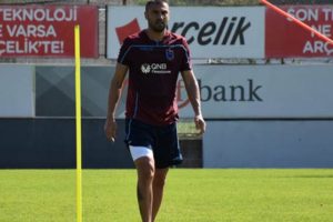 Burak Yılmaz antrenmanlara başladı
