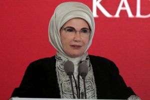 Emine Erdoğan: Aile bir v&uuml;cudu meydana getiren yapı taşlarıdır