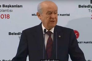 MHP lideri Bah&ccedil;eli: 'Hi&ccedil; kimse vazge&ccedil;ilmez değildir'