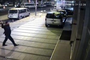 Sabıkası y&uuml;z&uuml;nden taksici olamayınca dehşet sa&ccedil;tı