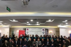 Bursa'da 35 yıl &ouml;nce mezun olan &ouml;ğrenciler, &ouml;ğretmenlerini unutmadı