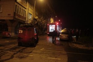 11 ara&ccedil; kundaklandı