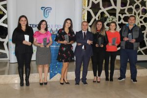 Bursa'da &ouml;ğretmenler geleneği s&uuml;rd&uuml;rd&uuml;