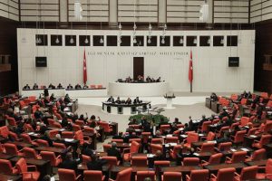 Poşetlerinin &uuml;cretli olması teklifi TBMM'de