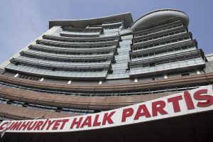CHP Avrupa Gen&ccedil;lik Kampı'nın ikincisini Fransa'da d&uuml;zenleyecek