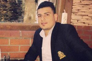 Restoranda dehşet: Kanlar i&ccedil;inde yere yığıldılar