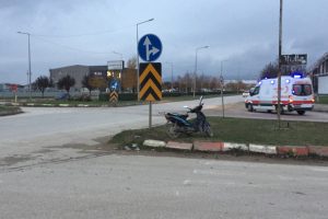 Bursa'da otomobil ile motosiklet &ccedil;arpıştı 1 yaralı