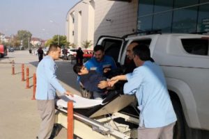 Bursa'da &ccedil;amaşırını almak isterken &ccedil;atıdan d&uuml;şt&uuml;