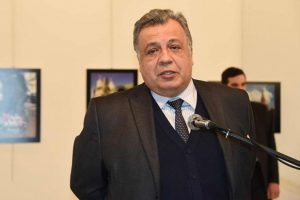 Suikasttan bakan danışmanı da &ccedil;ıktı