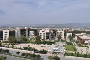 Devletten Bursa'daki hayalet fak&uuml;lteye milyonluk &ouml;denek!