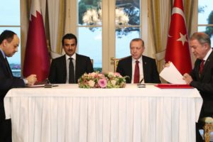 T&uuml;rkiye-Katar arasında imzalar atıldı