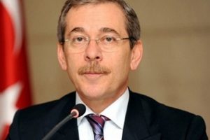 Keke&ccedil;'ten Kılı&ccedil;daroğlu'na: Abd&uuml;llatif Şener CHP'nin en 'boş beleş' adamı