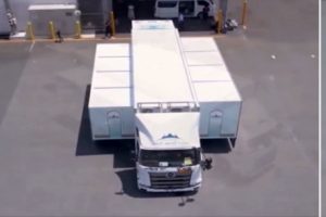 Mobil camiye  45 &uuml;lkeden talep var