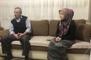 Bursa'da gen&ccedil; kadın b&ouml;brek nakli bekliyor